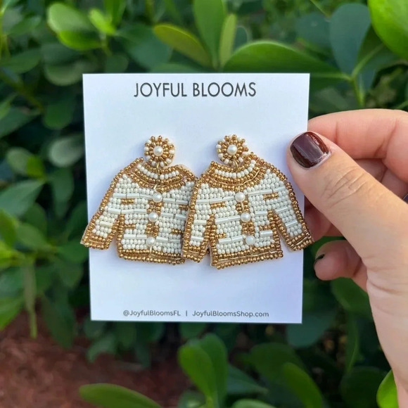 Winter Pullover Sweater Earrings |  Small Seed Beaded Earrings | preppy - Picture 2 of 5